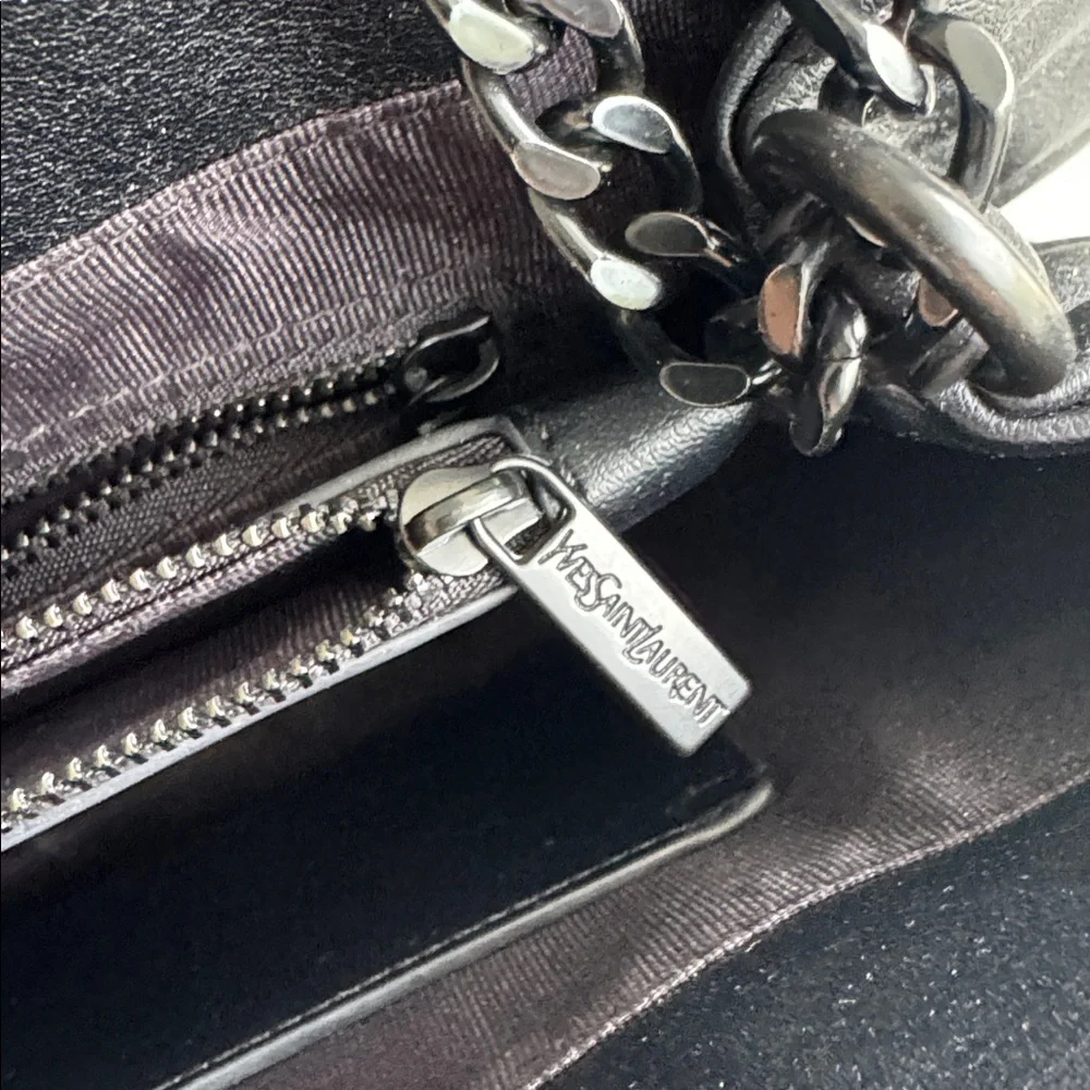 Yves Saint Laurent Black Chevron Shoulder Bag - Picture 5 of 13